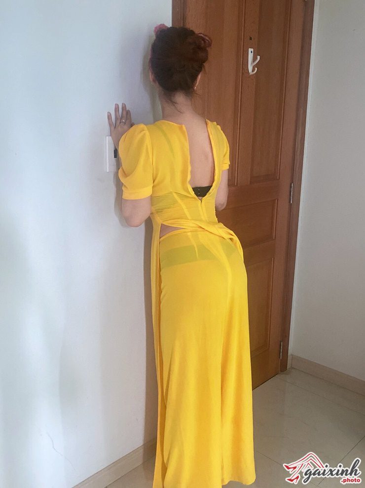 ha vy ao dai 4